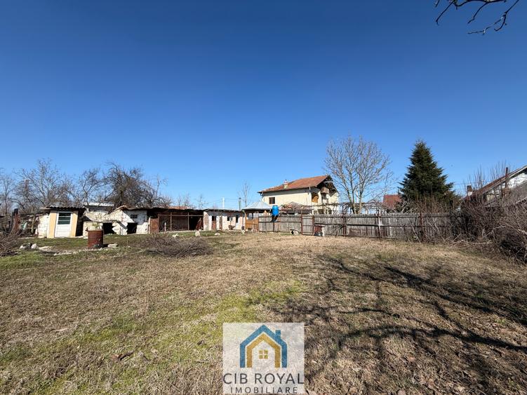Casa 6 camere Jud. Dâmbovița,Com. Corbii Mari,Satu Nou,Str. Troiței nr. 6,