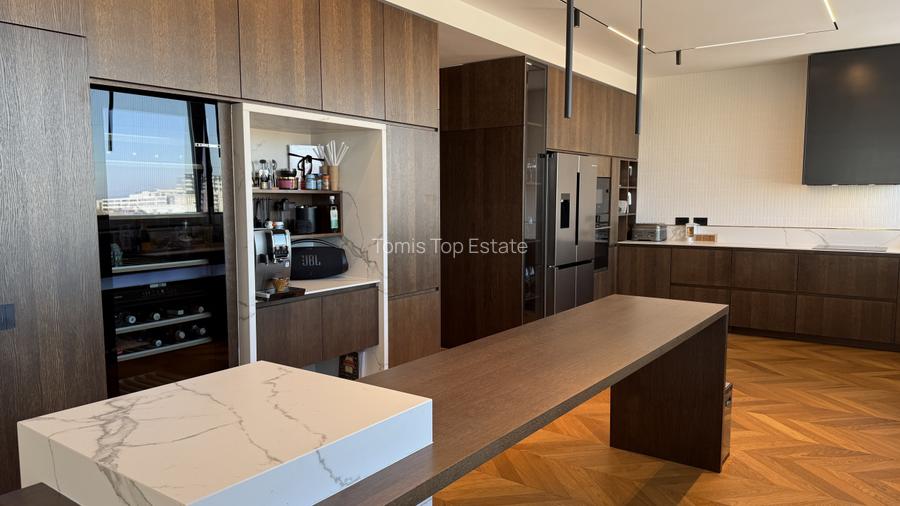 Penthouse pe bune, 5 camere, vedere la Mare si la Lac, 5 parcari subterane - 9