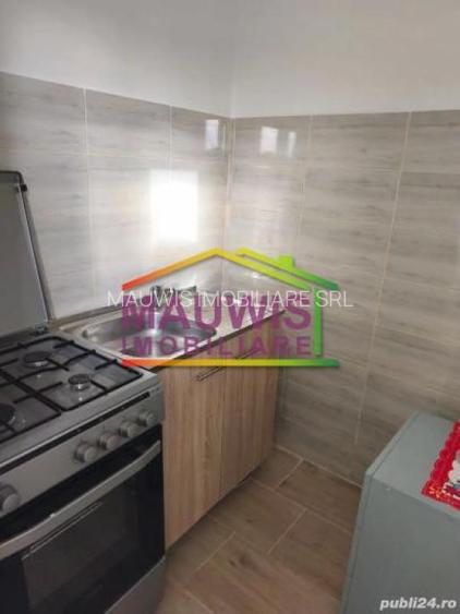 Muncii 3 cam decomandat / bl 1995 / 3 min Metrou/ - 9