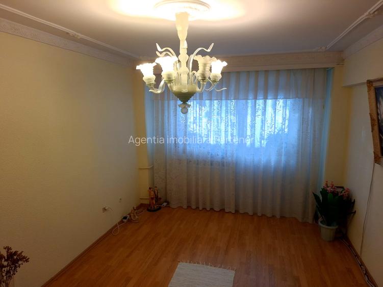 2 camere Prundu , Decomandat / Centrală , finisaje clasice / LOCUIBIL !!! - 7