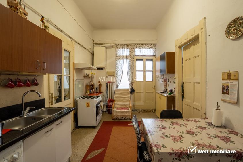  Apartament cu 3 camere, 94mp, in cladire istorica - 9