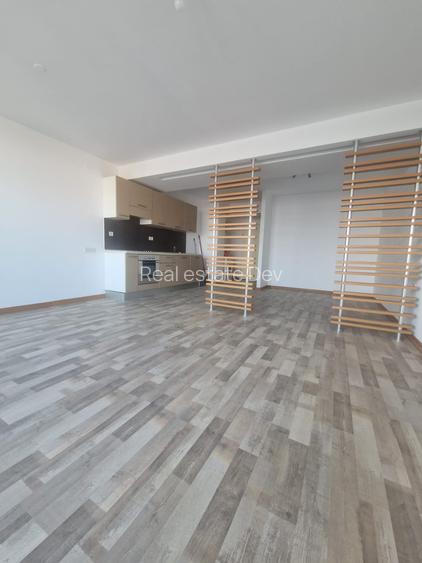 Garsoniera 43 mp. + terasa - 5