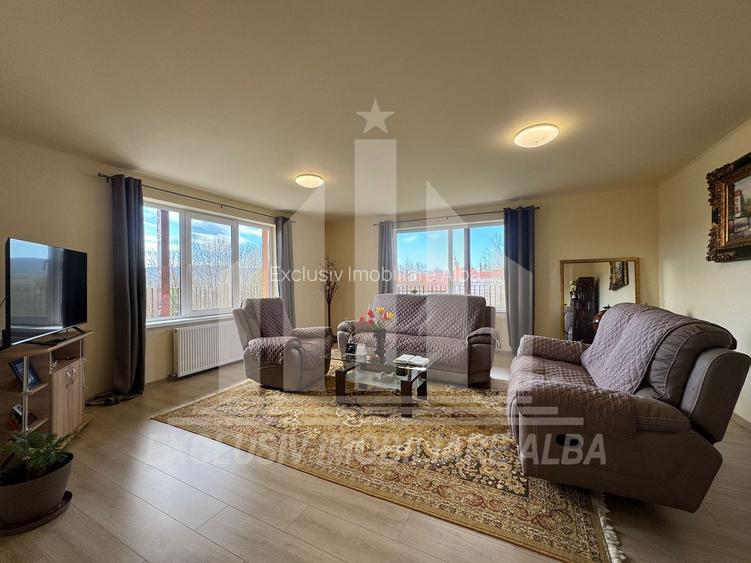 Casa individuala | De vanzare | 200 mp | 8140 mp teren | Oarda de Sus - 2