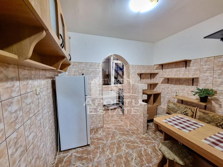 Apartament cu 3 camere, decomandat, centrala proprie, AC, zona Lunei - 3