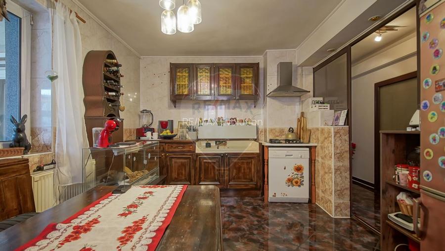 Hotel / Pensiune cu 14 camere/strada Tomis - 36