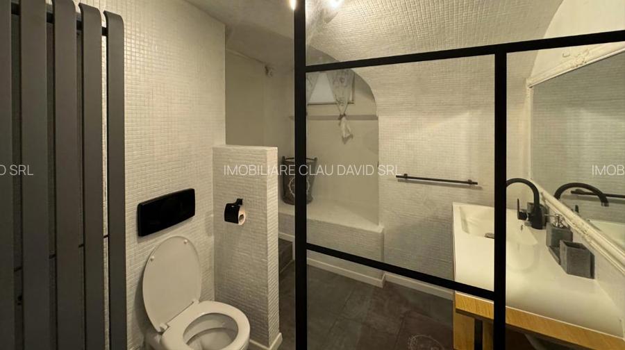 Apartament 2 camere in centrul istoric, renovat cu stil, pe strada Republicii - 13