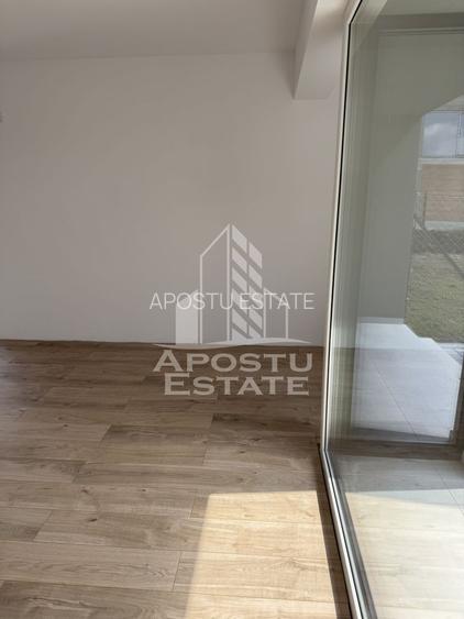 Duplex  modern despartit prin camera tehnica - 15