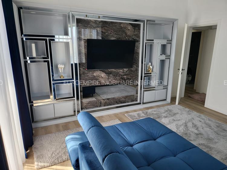 Apartament de  închiriat lux  cu 4 camere, zona Mamaia - 15