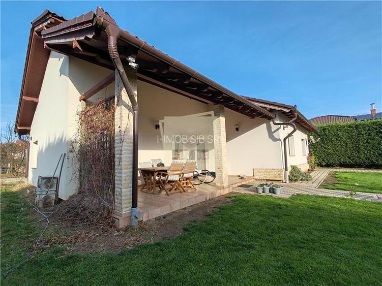 Casa moderna 3 camere 2 bai teren 790mp zona Cetate - 19