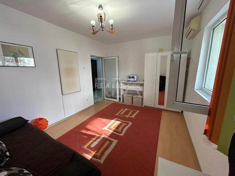 Garsoniera decomandata, Parcul Circului, et. 1, an 1983 - 2