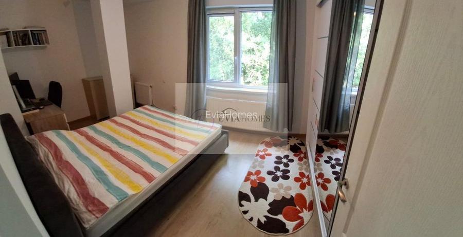 3 camere/ balcon / parcare 2 mașini / zona Vivo - 3