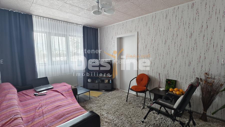 Apartament 2 camere zona vest, etaj intermediar - 2