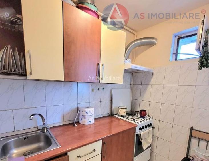 Garsoniera insorita, strada Traian, Brasov - 11