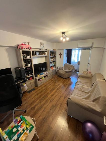 De vânzare – Apartament 2 camere, zona Capitol – Str. Mircea cel Bătrân - 2