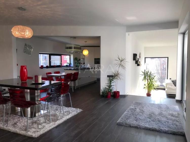 Vila deosebită cu 6 camere, piscină și grădină amenajată – Florești. - 2