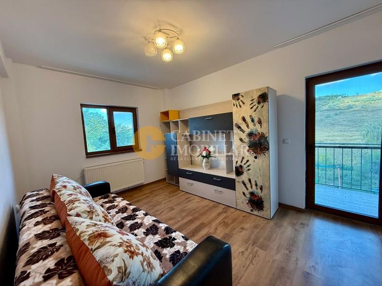 2 CAMERE DECOMANDAT--ETAJ 1--LOC DE PARCARE INCLUS--LIBER