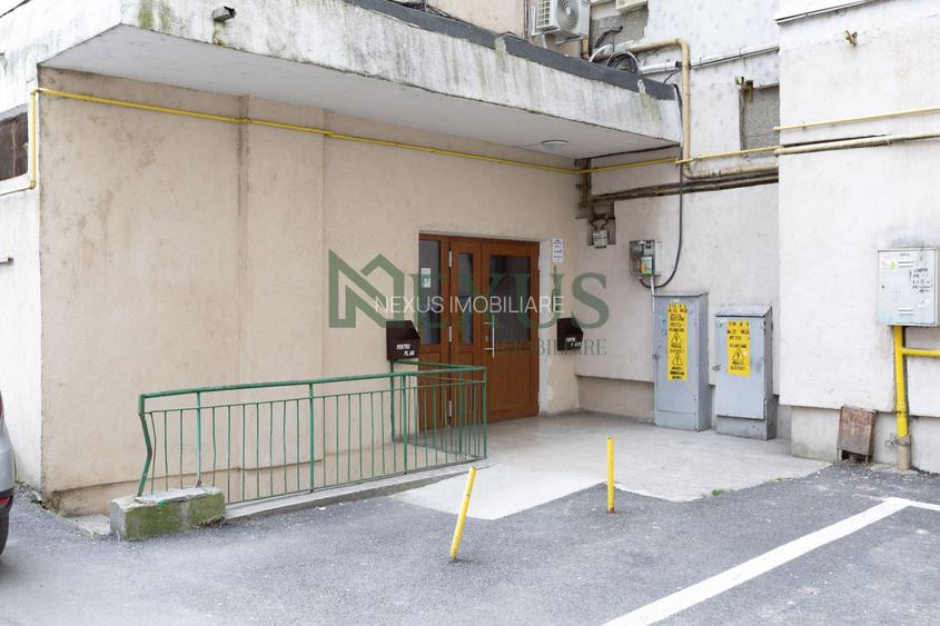 Apartament 3 camere de vânzare, Ultracentral, Bacău - 24