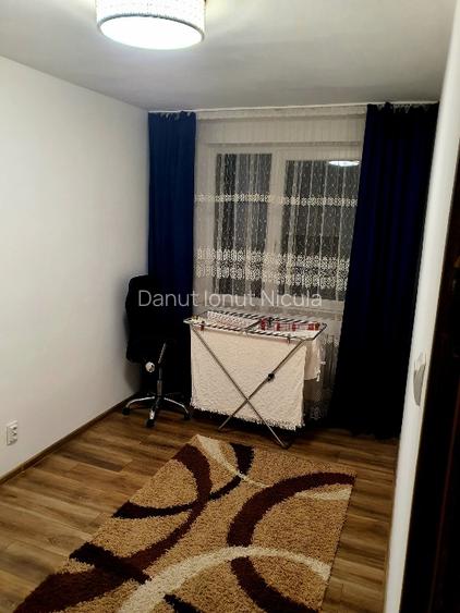 Apartament 3 camere ,semidecomandat  - 6