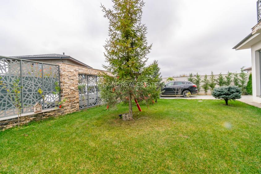 Locuinta construită pentru a fi locuită, nu doar admirată, complet mobilata - 16