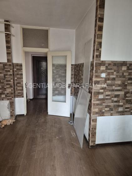 Apartament 2 camere, etaj 1 -  zona Baia comunala, Galati - 5