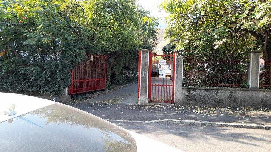 Casa zona 15 Noiembrie, 6 camere, suprafata 230 mp,teren 346 mp! - 4