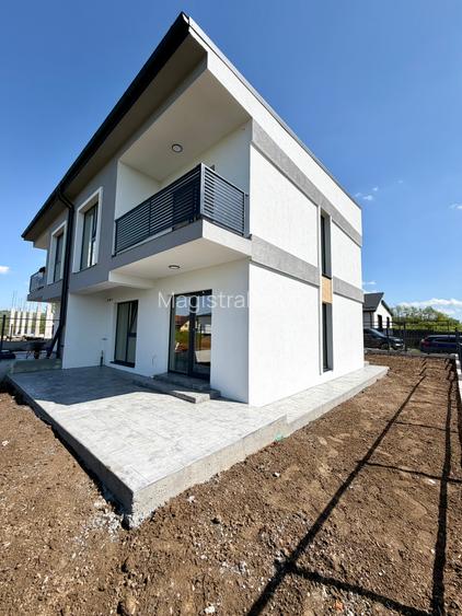 Casa duplex 4 camere 2 bai zona Bucium - 12