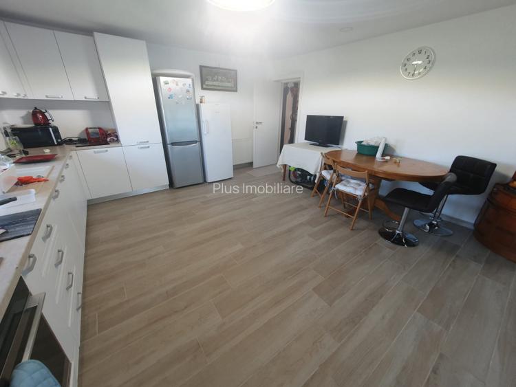 Casa  moderna mobilata cu beci 165mp +3000mp teren Cotnari - 10