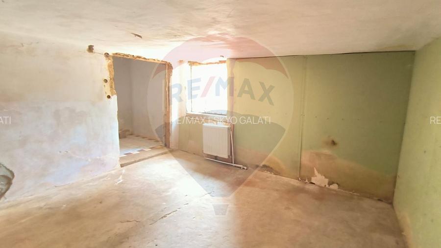 Casă cu teren de vânzare în cartierul Vadul Ungurului - Galați - 15