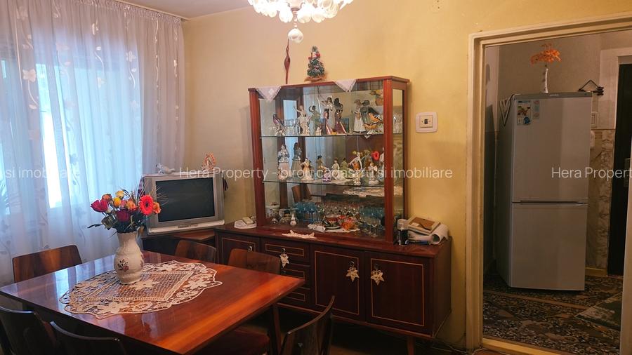 Apartament pe Traian Vuia la Etajul 2 - 15