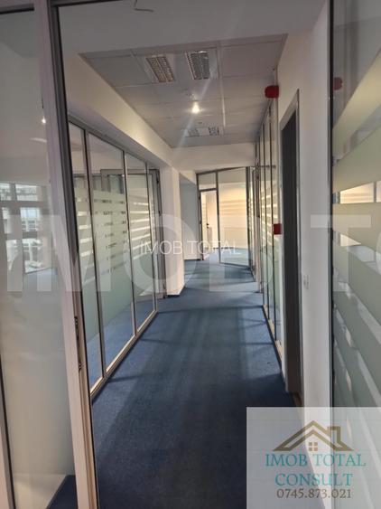 Spațiu Birouri 200 mp | Ultracentral | Etaj 4 cu Lift | - 2