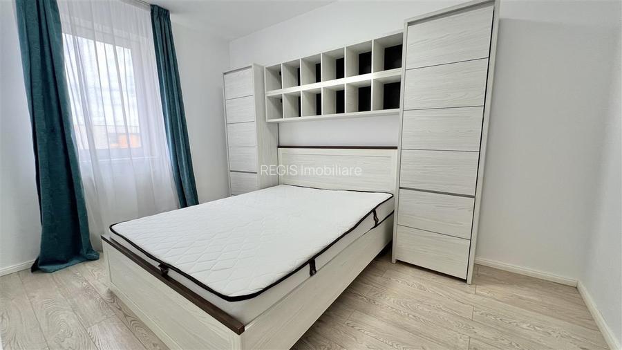 Apartament cu 3 camere, mobilat si utilat CORESI - Qualis 1 - 3