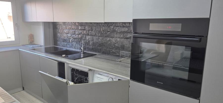 Rahova Salaj, complet renovata/mobilata/utilata lux, finisaje top, AC