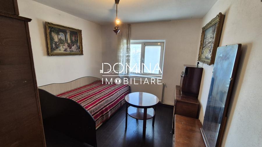 Vânzare apartament 4 camere, et.2, situat în Târgu Jiu, strada Progresului - 3