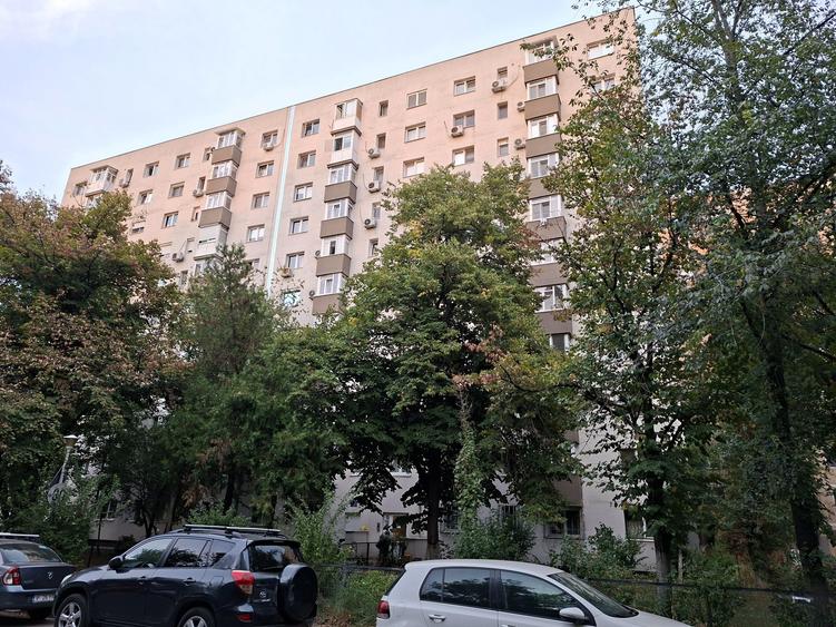 2 camere decomandate cu răsărit și apus incluse - comision 0%!