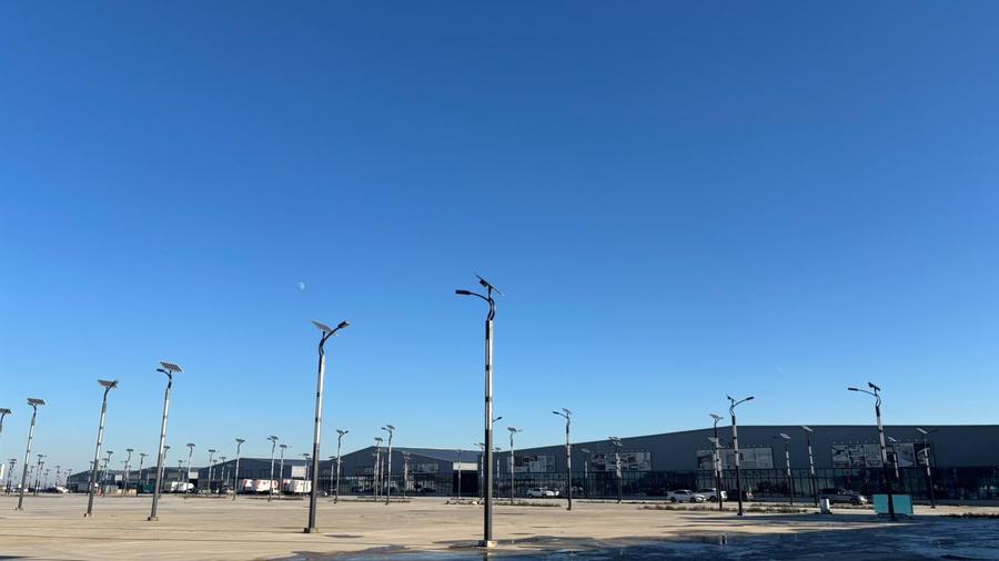 Spatii comerciale, industriale, logistice, birouri, productie, retail