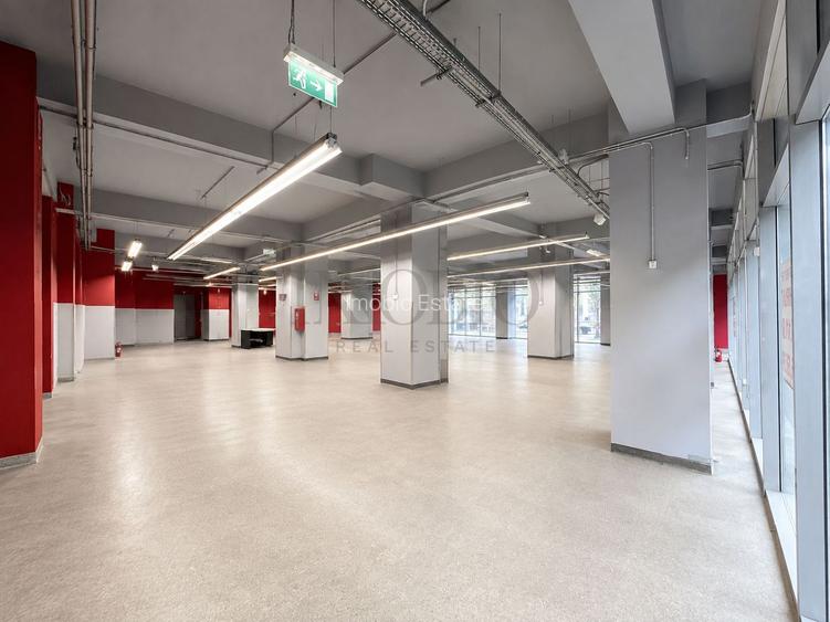 Spațiu comercial excelent | Fost Mega Image