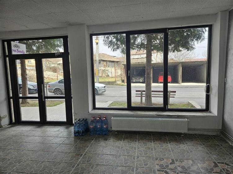 Spatiu comercial de inchiriat 110 mp Central Fieni
