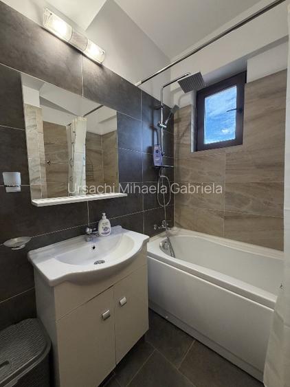 2 CAMERE,MODERN, 50 MP, LÂNGĂ PALAS, BLOC NOU, BALCON, AC, CENTRALĂ TERMICĂ