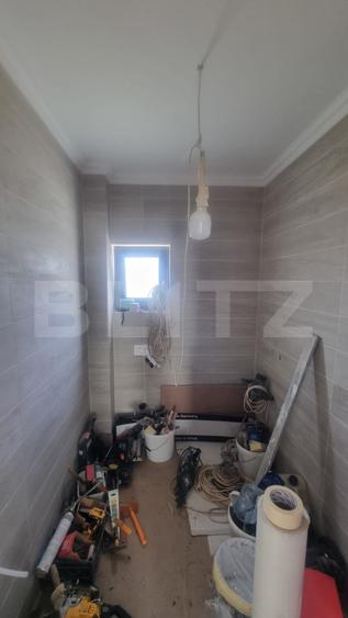 Casa de vanzare, 245 mp, teren 400 mp, zona Strejnicu