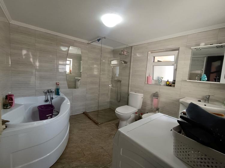 Casă renovată complet în Sebeș, 3 dormitoare, teren 367 mp