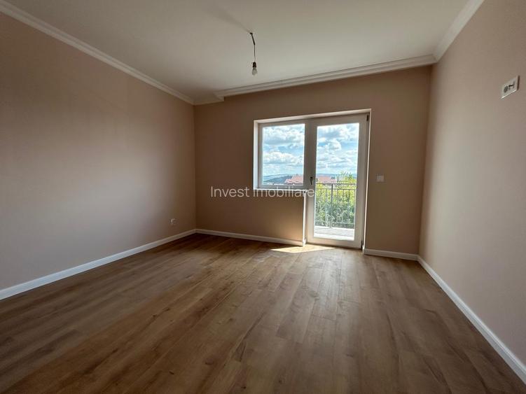 DUPLEX 4 CAMERE, 2 BAI , 250 MP TEREN - NICOLINA, TUDOR NECULAI - 12