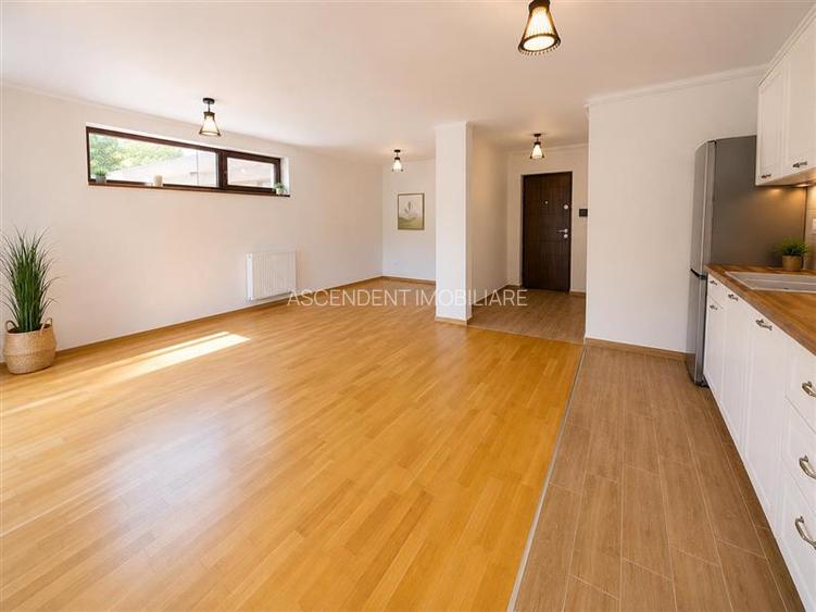 Priveliste de vis din MIcul Penthouse, terasa + gradina 50 mp, Cetatea Brasov - 4