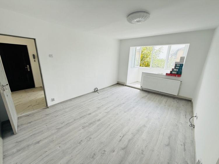 Dambovita | 2 camere | Renovat | Bloc izolat