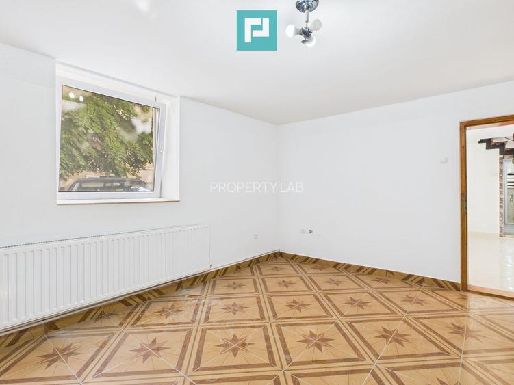 Apartament 4 camere, Bulevardul Revoluției - 10