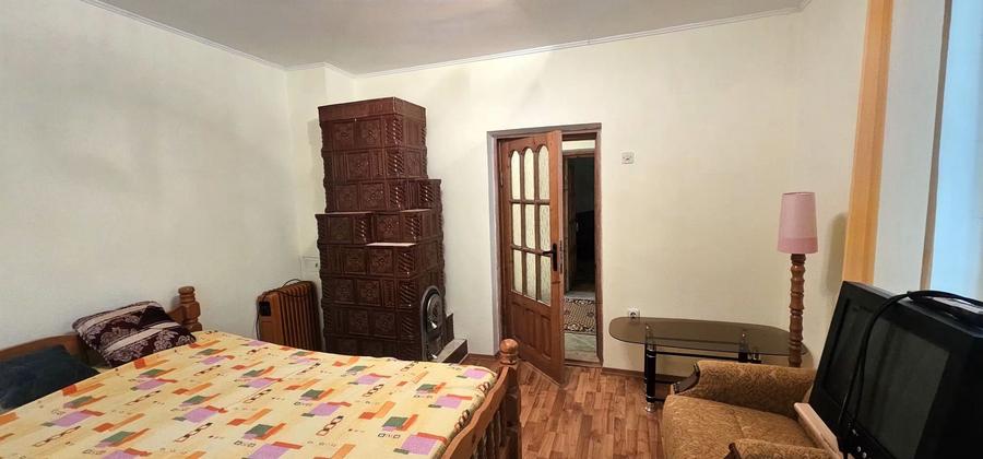 Casa la sol cu teren 1055 mp si livada - Vanatori, Galati