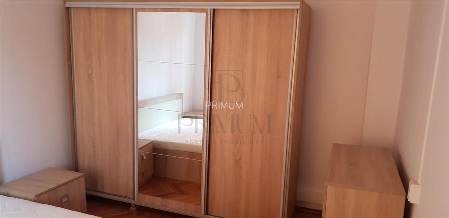 GIROCULUI, 2 CASE INTR-O SINGURA CURTE CU TEREN GENEROS - 5
