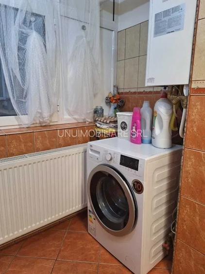 Apartament 3 camere - etaj -4/4- 71 mp  - 66500 euro - 6