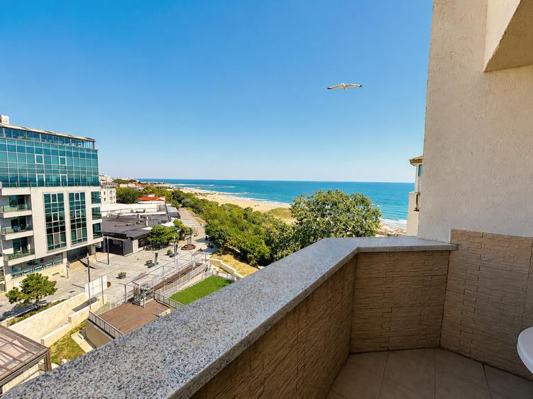 Penthouse cu vedere panoramică la mare | Bd. Mircea cel Bătrân