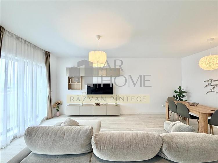 Apartament 2 camere de lux, parcare, zona Vest Ploiesti