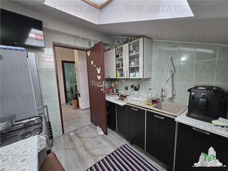 Apartament cu 3 camere, mobilat/utilat, bloc nou, langa metrou, in zona Valea Ol - 6